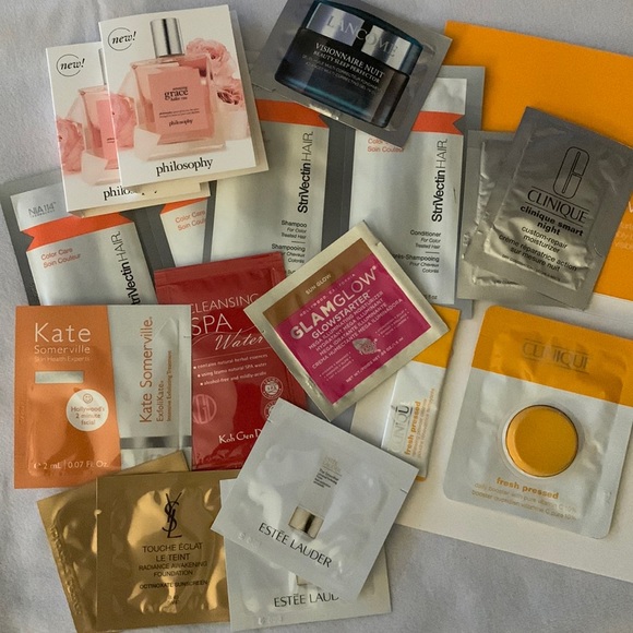 New - Lot of 17 sample packs Clinique, philosophy, Lancôme and more - Picture 1 of 4